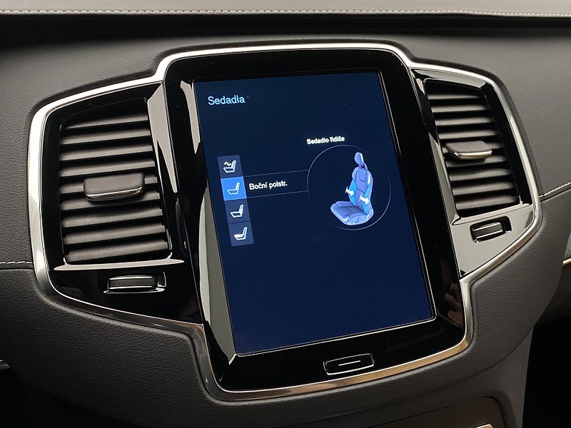 Volvo XC90 B5 AWD INSCRIPTION AUT CZ - fotka 48 z 52