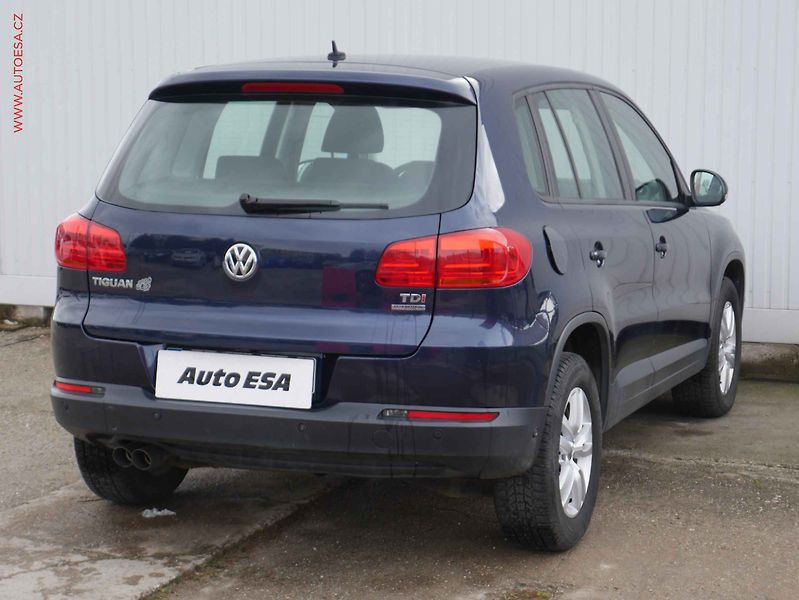 Volkswagen Tiguan (2013) 2.0 TDI, ČR, STK10/28 - fotka 6 z 15