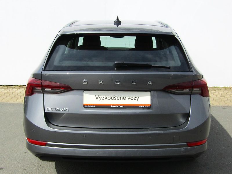 Škoda Octavia Style 2.0 TDI 110 kW DSG - fotka 11 z 30