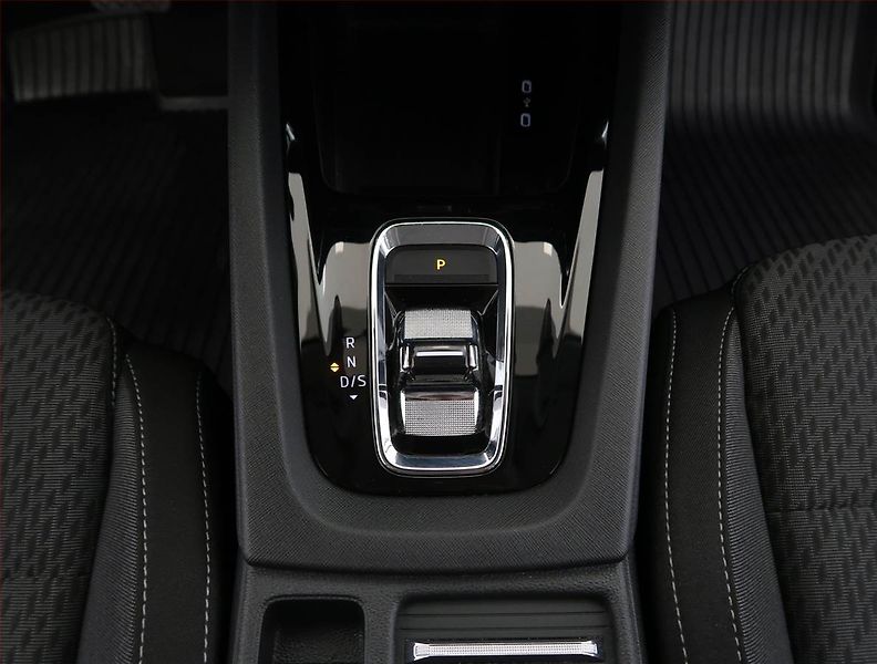 Škoda Octavia (2023) 2.0 TDI, Automat, ČR,1.maj - fotka 13 z 27