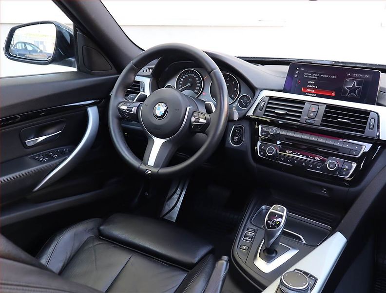 BMW Řada 3 (2018) 320d xDrive GT, 4X4, Automat - fotka 7 z 19