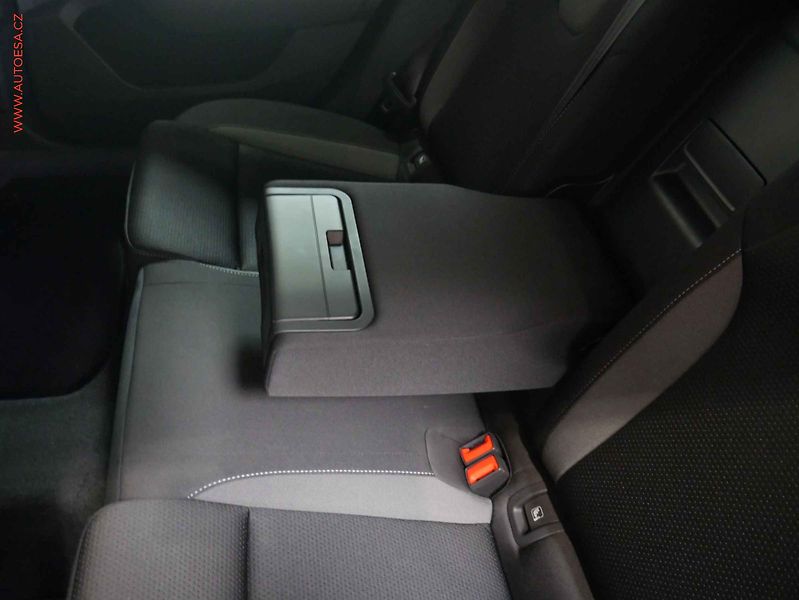 Škoda Octavia (2023) 2.0 TDi, TOUR, DSG, navi, LED - fotka 29 z 29