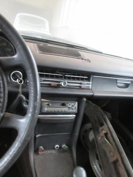 Mercedes-Benz 115 (1975) - fotka 15 z 16