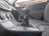 Volkswagen Passat (2008) 1.9TDI 77KW man – STK 5/28 - náhled 21