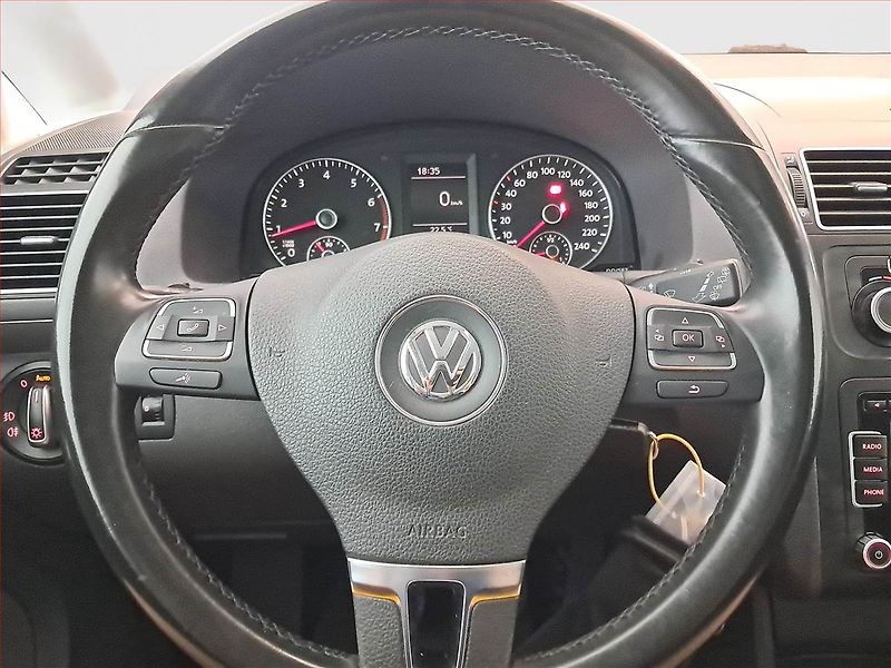 Volkswagen Touran (2011) 1.4 TSI, 7 míst, Serv.kniha - fotka 20 z 21