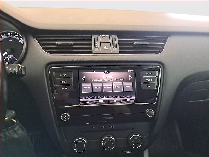 Škoda Octavia (2018) 1.0 TSI, Serv.kniha, Tempomat - fotka 12 z 19