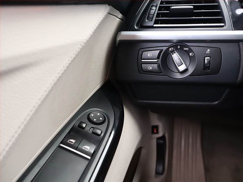 BMW Řada 6 (2013) 640d - fotka 15 z 17