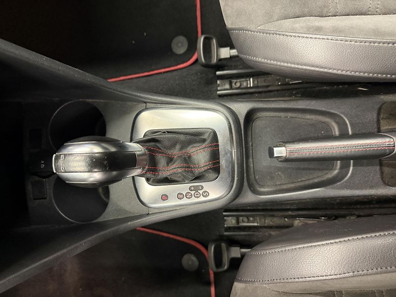 Volkswagen Polo 1.4 GTI 132 kW - fotka 12 z 18