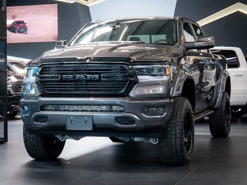 Dodge RAM 5.7 eTorque Sport 6 Lift