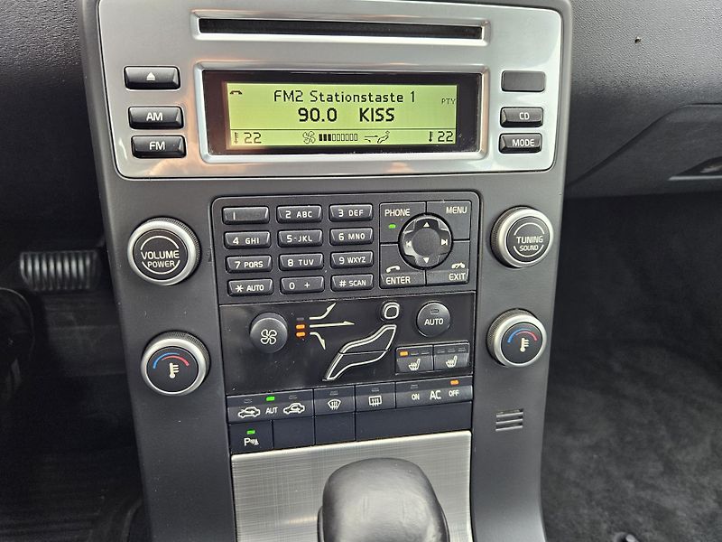 Volvo V70 (2010) 2.4 D5 151kw, MOŽNÉ SPLÁTKY  - fotka 16 z 25