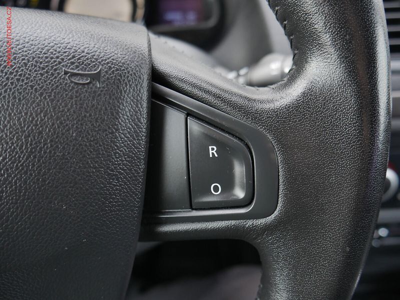 Renault Mégane (2014) 1.2 TCe, ČR, AC, temp - fotka 13 z 20