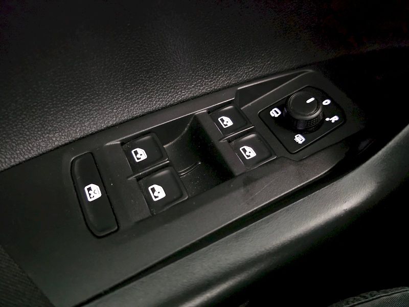 Volkswagen Taigo (2022) 1.0TSI 81kW BUSINESS LIFE - fotka 28 z 33