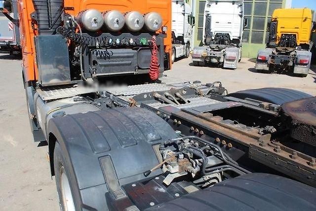 Volvo FH (2019) 650 6x4 tahač 100t EURO 6 - fotka 6 z 15