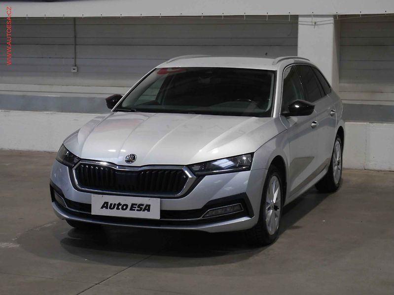 Škoda Octavia (2020) 2.0TDi, ČR, LED, park.čidla - fotka 3 z 27