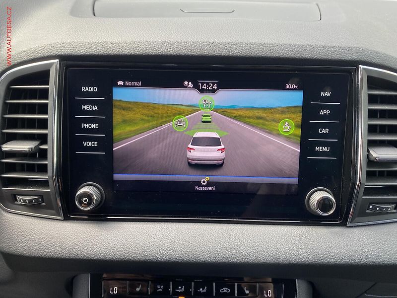 Škoda Karoq (2021) 2.0 TDi, 1.maj,ČR, Style, LED - fotka 19 z 19