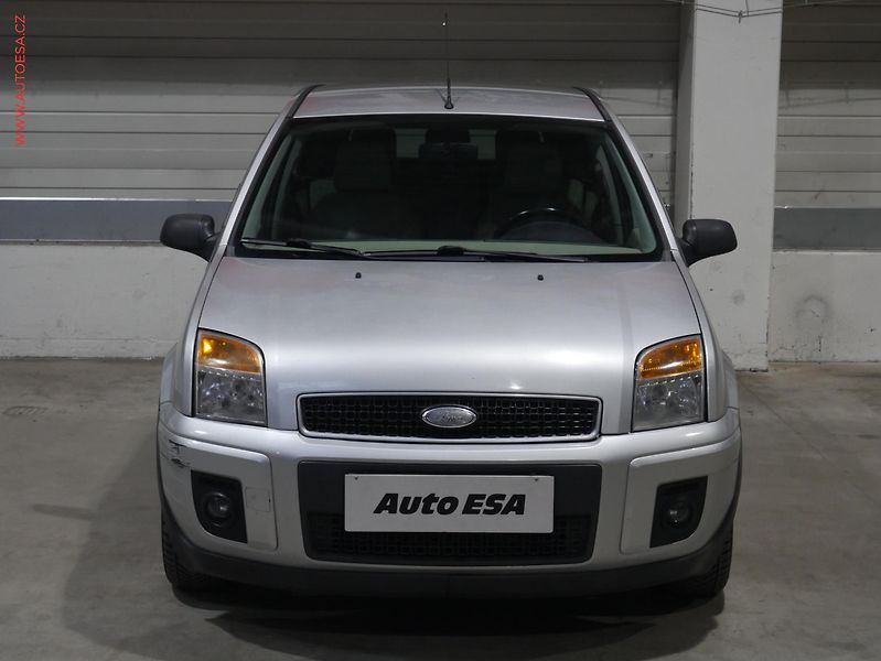 Ford Fusion (2005) 1.6TDCI, ČR, AC, STK11/27 - fotka 2 z 16