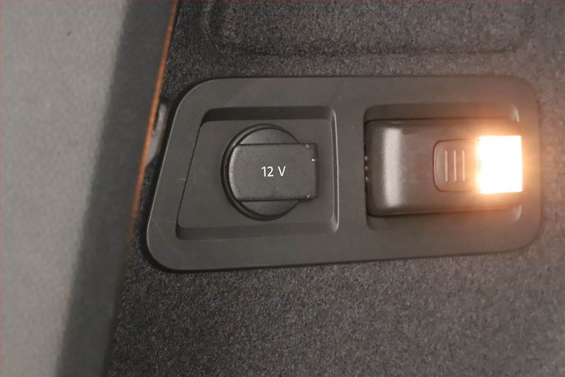 Škoda Karoq (2019) Style 2.0 TDI - fotka 21 z 21