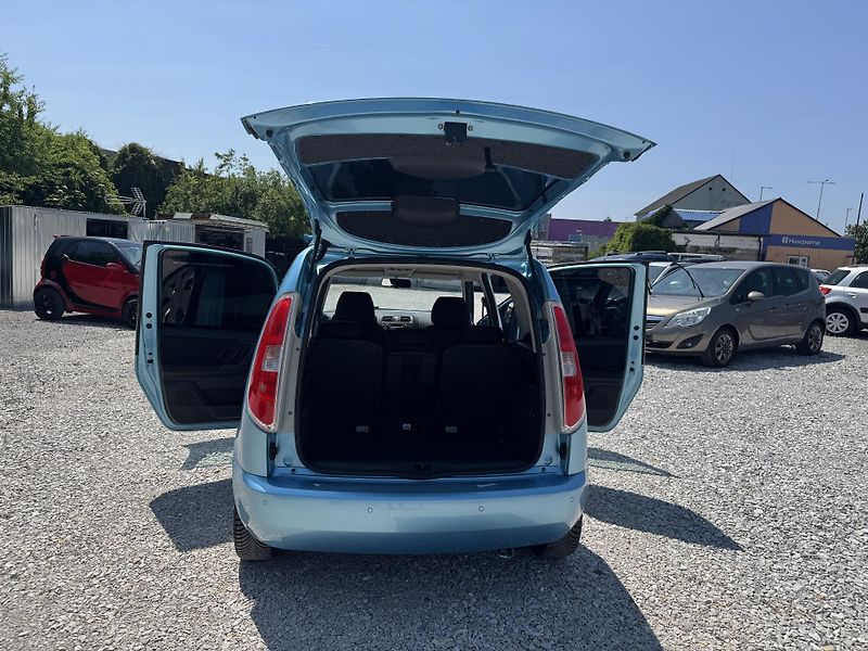 Škoda Roomster 1.2TSi,rezervace - fotka 9 z 39