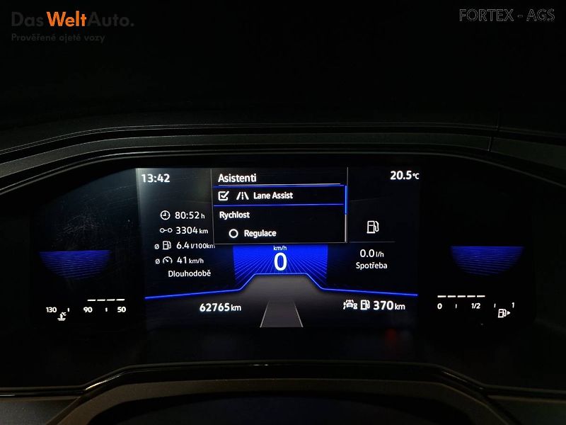 Volkswagen Taigo (2022) 1.0 TSI,70kW - fotka 9 z 28