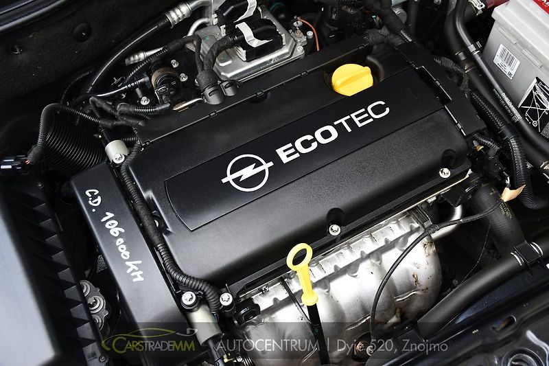 Opel Astra SW 1.6i SPORT A/C  - fotka 40 z 42