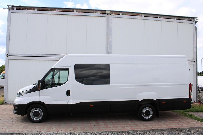 Iveco Daily 35S180 3,0 Maxi 7Míst+Klima - fotka 6 z 21