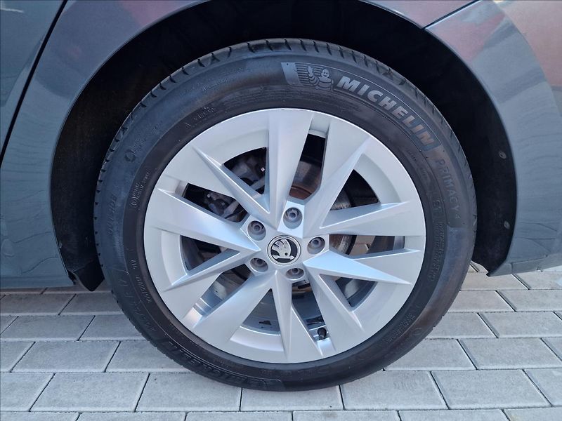 Škoda Octavia 1.5TSI 110kW DSG Style,1.Maj. - fotka 45 z 50