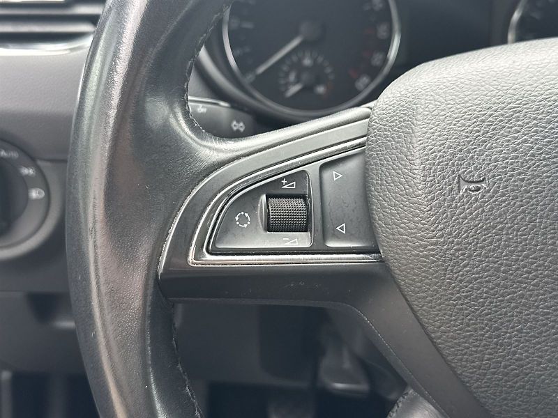 Škoda Octavia (2013) 2.0 TDI CR DPF Elegance - fotka 14 z 29