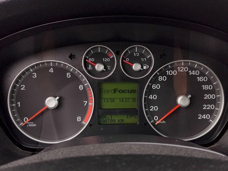 Ford Focus (2006) 1,6 i 74 Kw Automat - fotka 7 z 31
