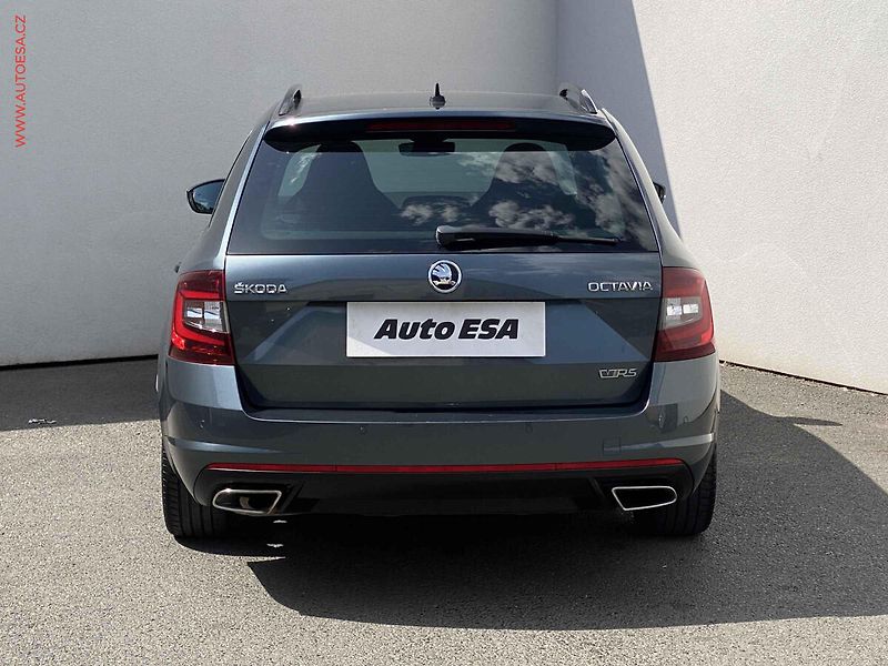 Škoda Octavia (2018) 2.0 TDi, RS, DSG - fotka 5 z 20
