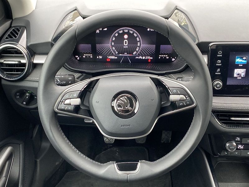 Škoda Fabia (2024) 1.0 TSI Top Selection - fotka 6 z 34