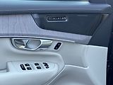 Volvo XC90 (2026) ULTRA T8, 360°, PANORAMA, VZDU - náhled 8