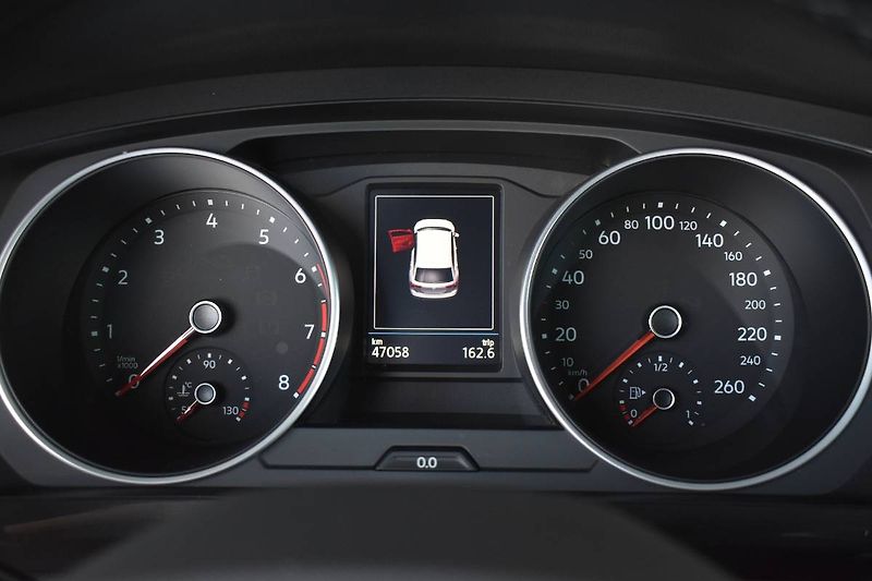 Volkswagen Tiguan (2023) 1.5TSI 5let záruka,manuál - fotka 15 z 24