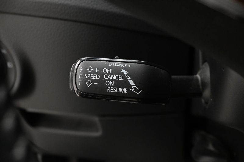 Škoda Superb 2,0 TDI 110kW DSG Style Záruka - fotka 17 z 24