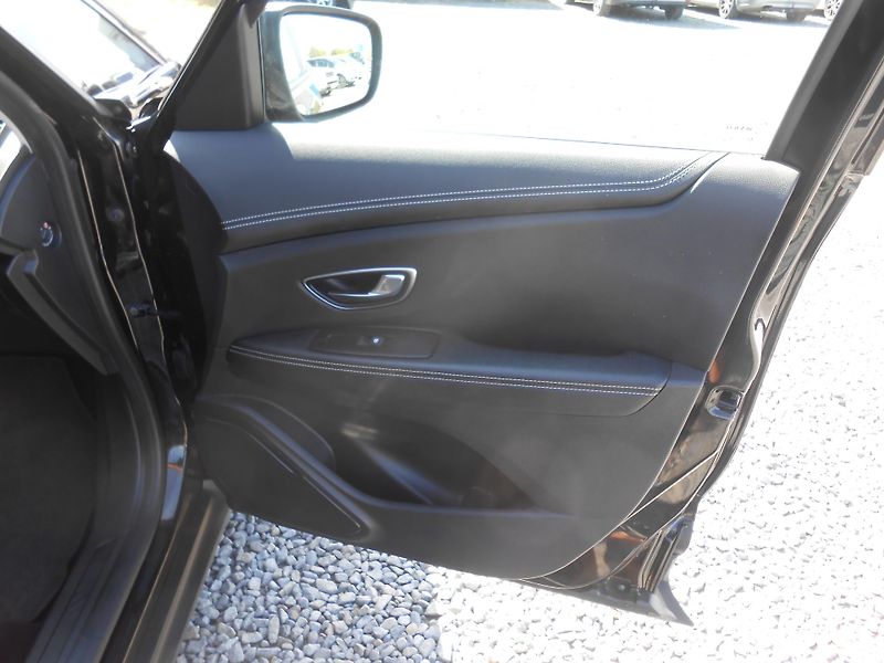 Renault Grand Scénic 1.7DCi,AUTOMAT,7Míst,Full LED! - fotka 19 z 46