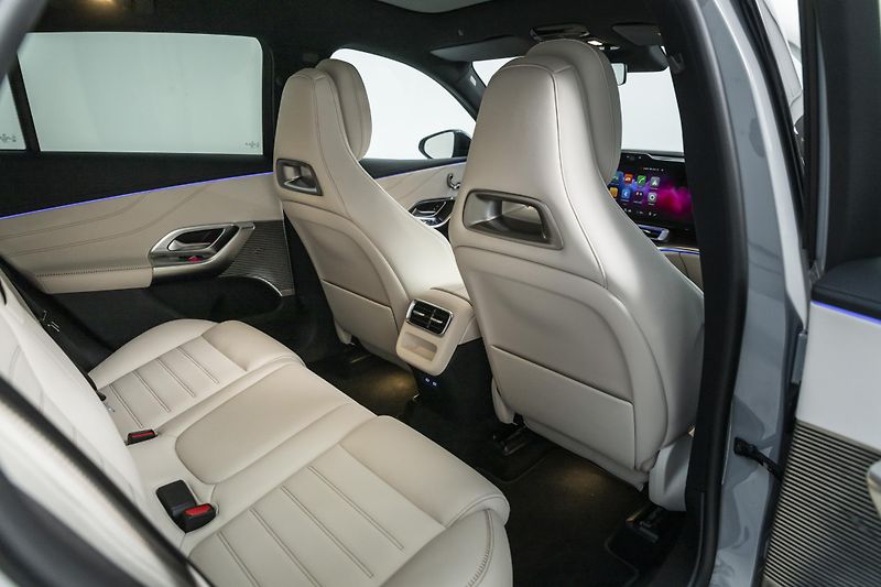 Mercedes-Benz GLC 400 EQ*AMG*Airmatic*Premium+* - fotka 16 z 36