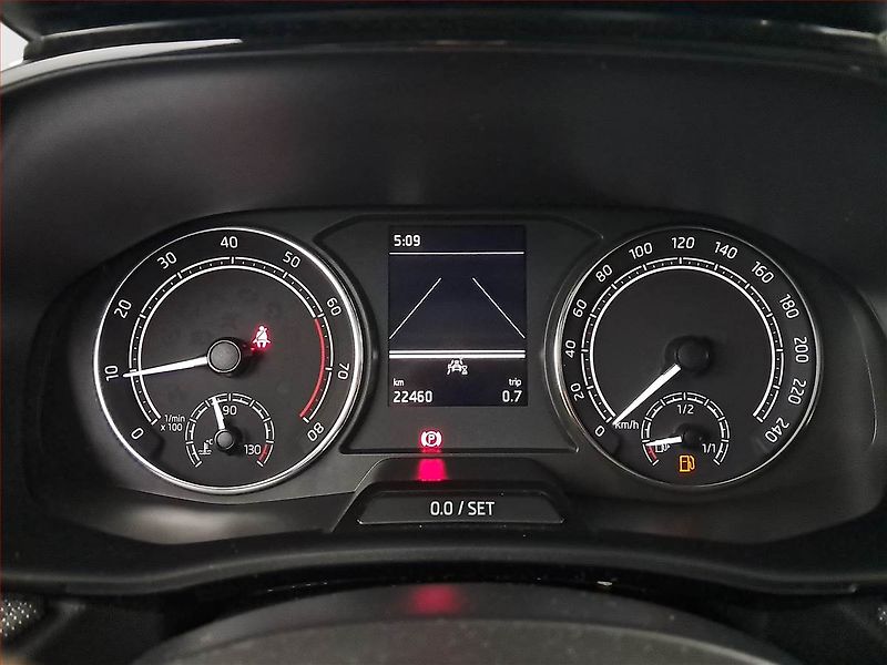 Škoda Fabia (2023) Ambition 1.0 TSI, Serv.kniha - fotka 11 z 15