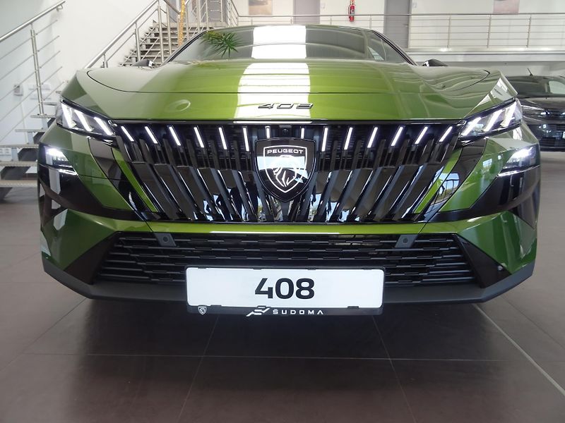 Peugeot 408 (2026) GT Plug-in HYBRID 240 e-DCS7 - fotka 47 z 55
