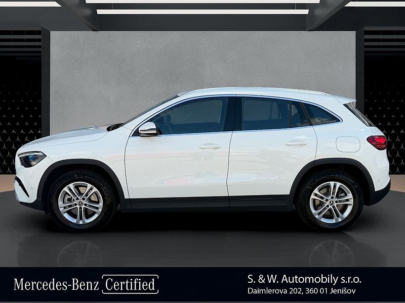 Mercedes-Benz GLA 220 4 MATIC - fotka 8 z 35