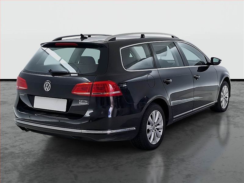 Volkswagen Passat (2014) Comfortline 2.0 TDI, Navi - fotka 5 z 17