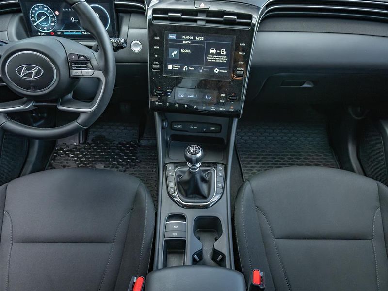 Hyundai Tucson 1,6   T-GDI 2WD MT FREEDOM - fotka 12 z 15