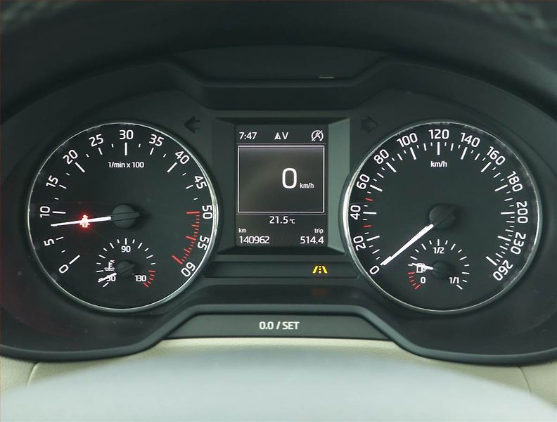Škoda Octavia (2013) Elegance 1.6 TDI, 4X4, Kůže - fotka 11 z 16
