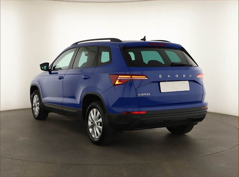 Škoda Karoq (2023) 1.0 TSI - fotka 4 z 16