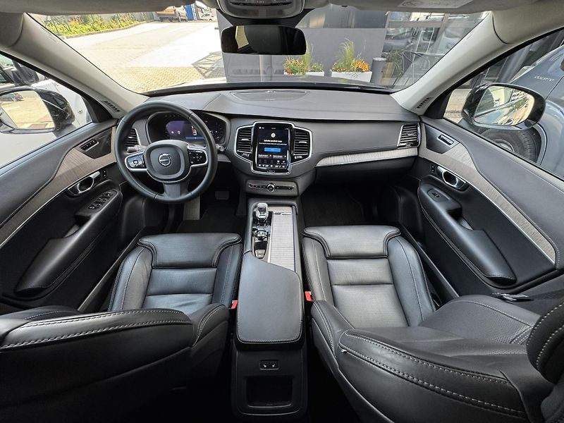 Volvo XC90 B5 (nafta) AWD VENTILACE +kola - fotka 16 z 50