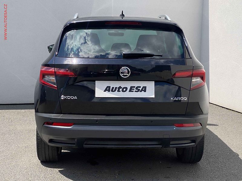 Škoda Karoq (2018) 1.5 TSi, Ambition, DSG, TZ - fotka 5 z 20