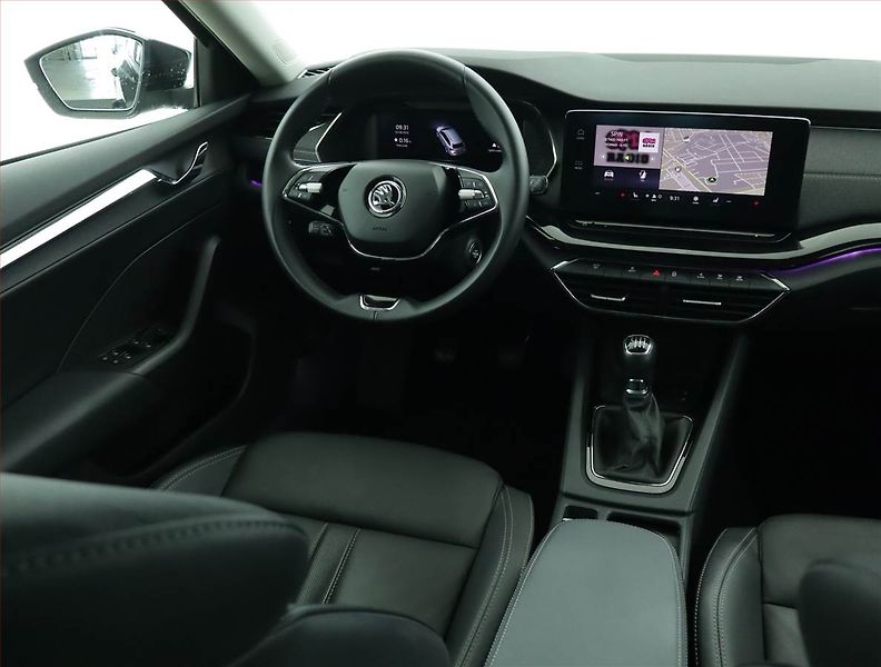 Škoda Octavia (2022) 2.0 TDI, Serv.kniha, Kůže - fotka 7 z 15