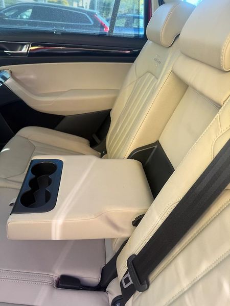 Škoda Kodiaq (2019) 2,0 TDi DSG4x4 Laurin&Klement  - fotka 31 z 53