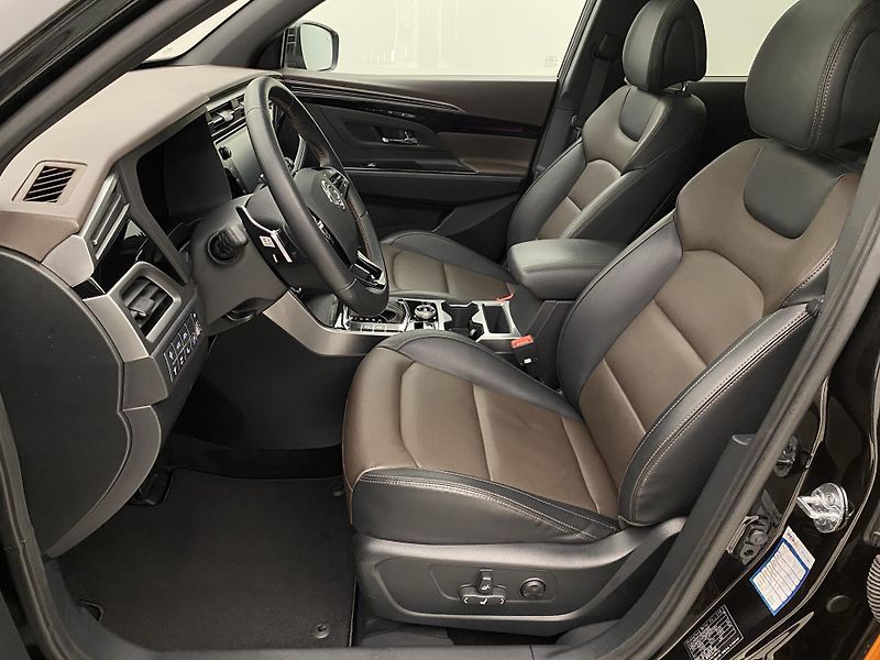 SsangYong Korando 1.5 T-GDI PREMIUM REZERVACE - fotka 3 z 38