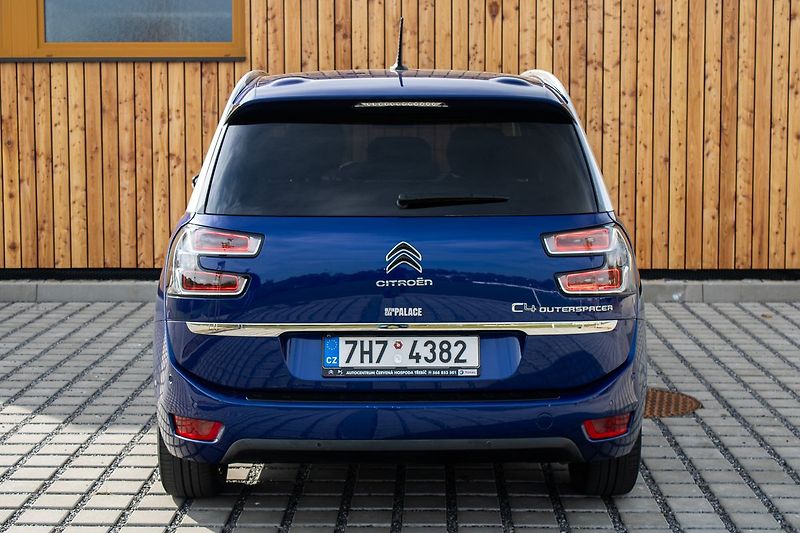 Citroën Grand C4 Picasso - fotka 5 z 41
