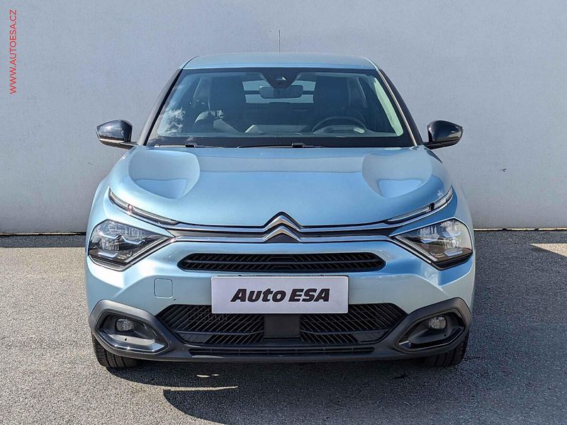 Citroën C4 (2021) 1.2 PT, 1.maj,ČR, LED - fotka 2 z 18
