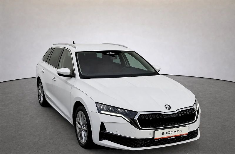 Škoda Octavia (2025) Combi Top Selection 1,5 Tsi 11 - fotka 34 z 39